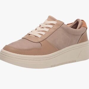 Dr. Scholl's Women's Tan and Cream Sneakers